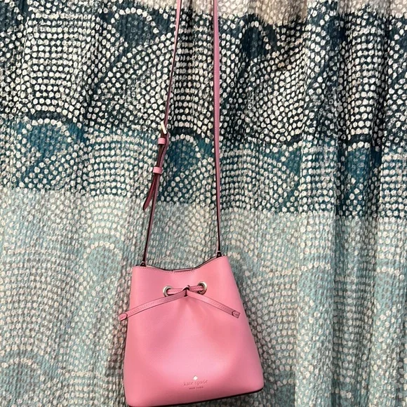 Kate Spade pink bucket bag - Picture 2 of 6